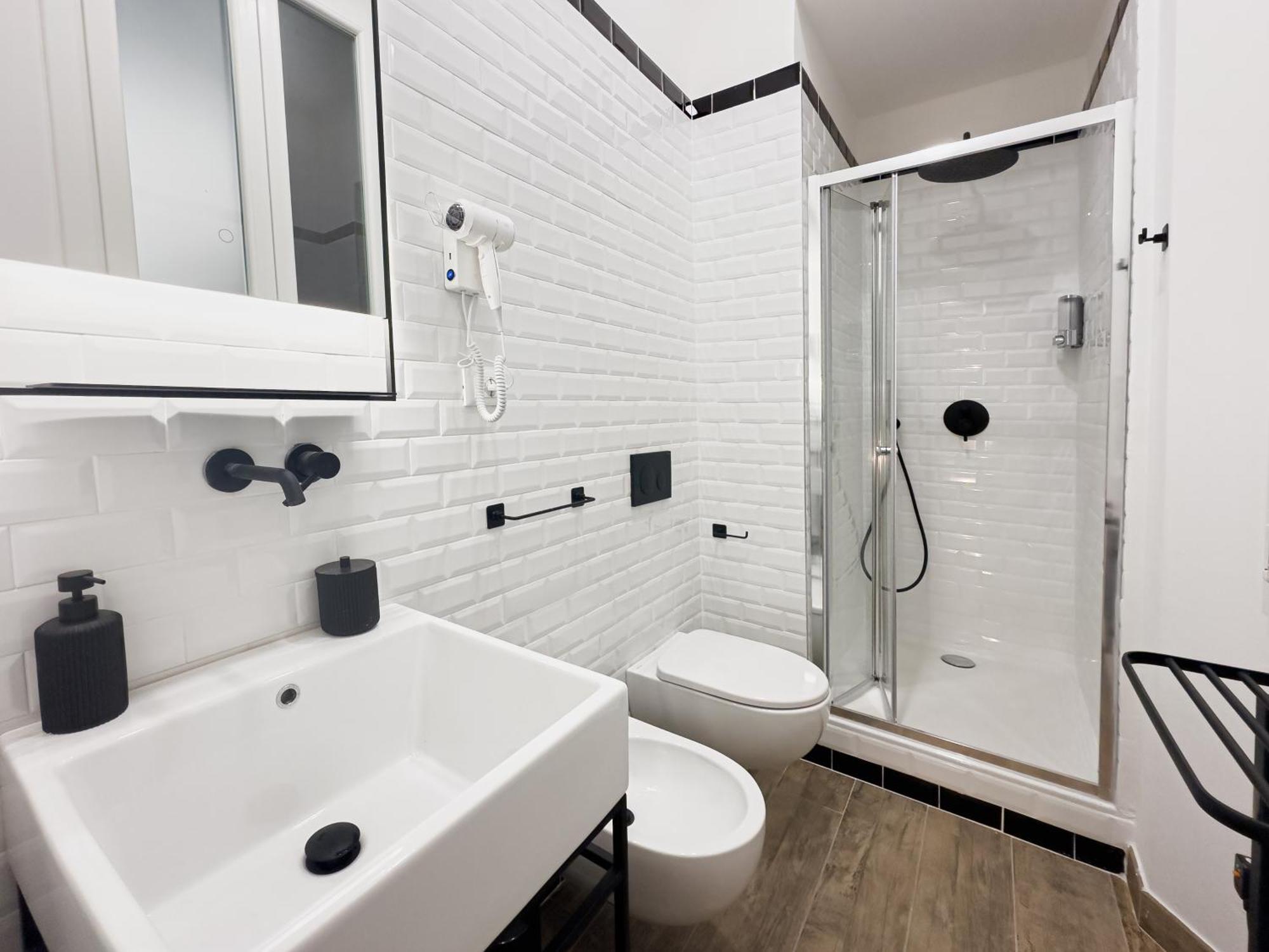 Realkasa Galliera Home & Suites Bologna Bagian luar foto